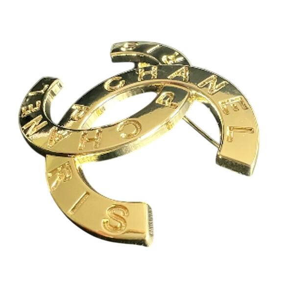 Chanel Bright Gold Signature Paris Brooch Fall 2021 Act II (CCXX022) - Picture 3 of 5